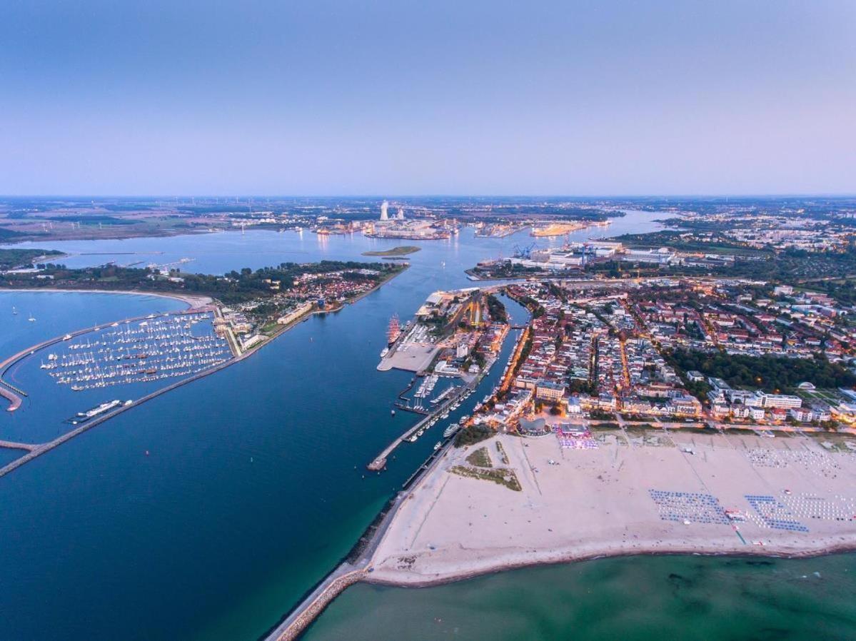 Sonnenuntergang, Am Leuchtturm Lejlighed Rostock Eksteriør billede